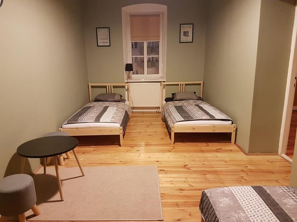 42-200 Hostel Ченстохова Экстерьер фото