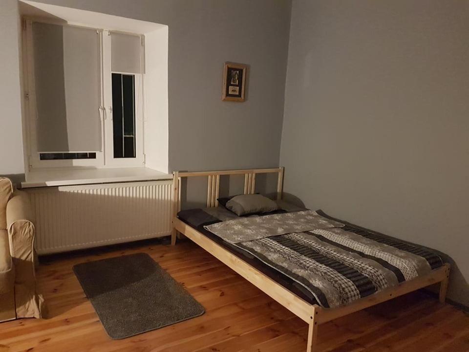42-200 Hostel Ченстохова Экстерьер фото